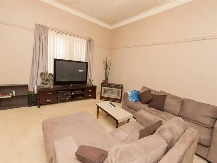 Second view of Homely house listing, 191 Commercial St, Merbein VIC