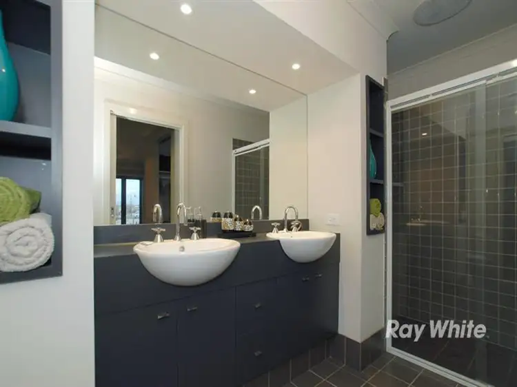 Fourth view of Homely house listing, 16 Viewline Way, Lyndhurst VIC