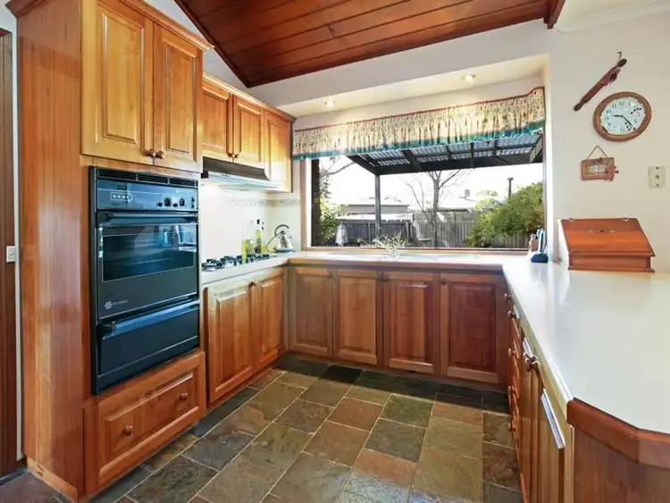 Fifth view of Homely house listing, 5 Swindon Ct, Lara VIC