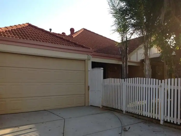 26 Hughes St, Canning Vale WA