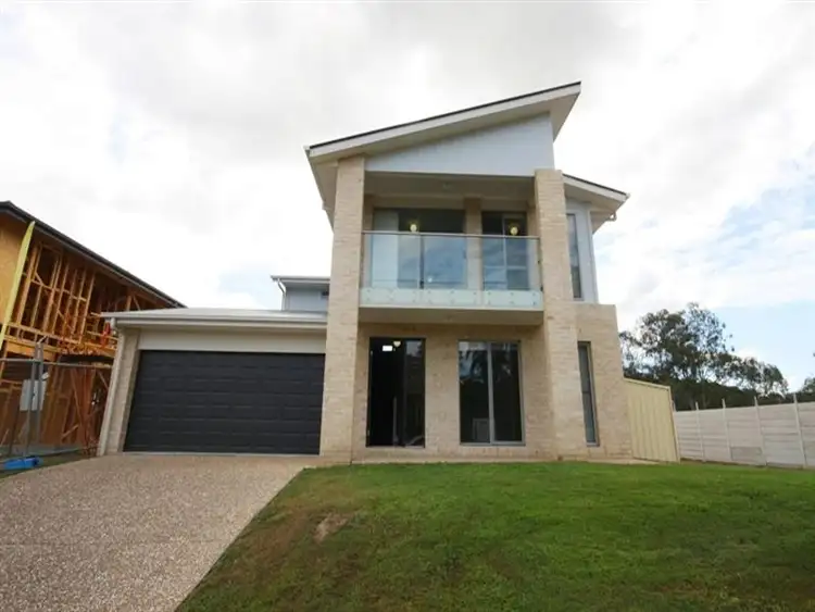 11 Mizen Pl, Holland Park West QLD