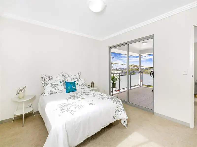 Main view of Homely unit listing, 8/15-19 Shackel Ave, Brookvale NSW