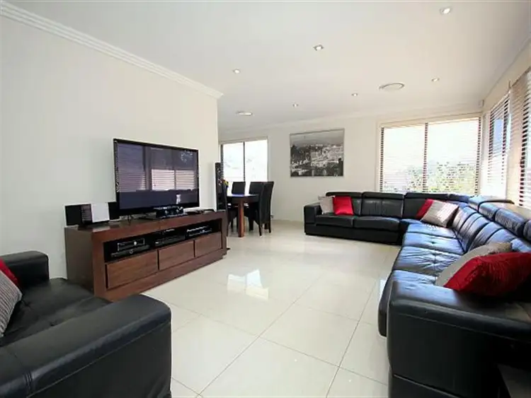 Second view of Homely house listing, 9 Willow Pl, Bass Hill NSW