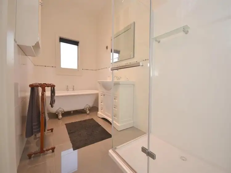 Sixth view of Homely house listing, 3 Nightingale St, Newington VIC