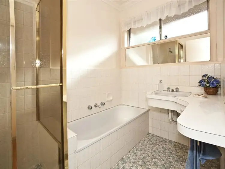 Sixth view of Homely house listing, 39 Townsend St, Glen Waverley VIC