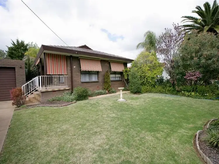57 Raye St, Tolland NSW