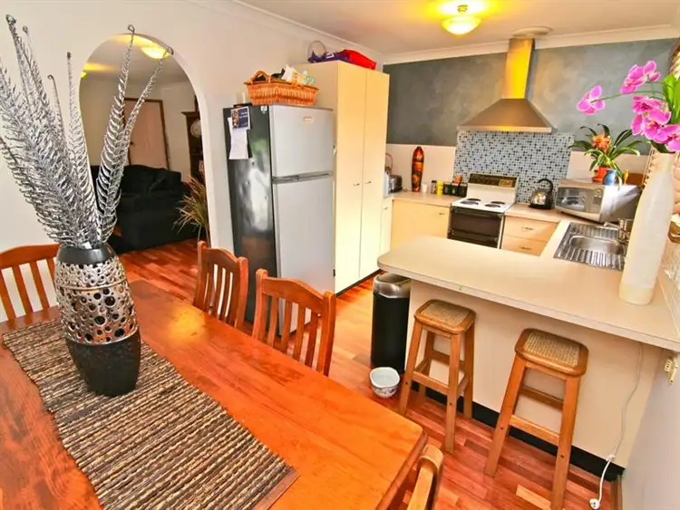 Second view of Homely house listing, 1/233 Steyne Rd, Saratoga NSW