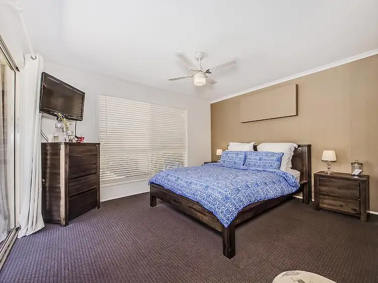 Third view of Homely house listing, 6 Jura Pde, Merrimac QLD