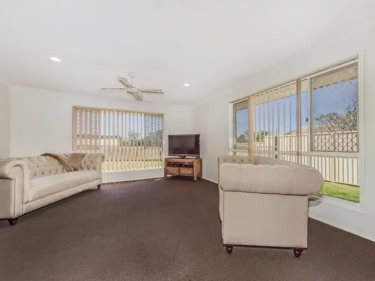 Fourth view of Homely house listing, 6 Jura Pde, Merrimac QLD