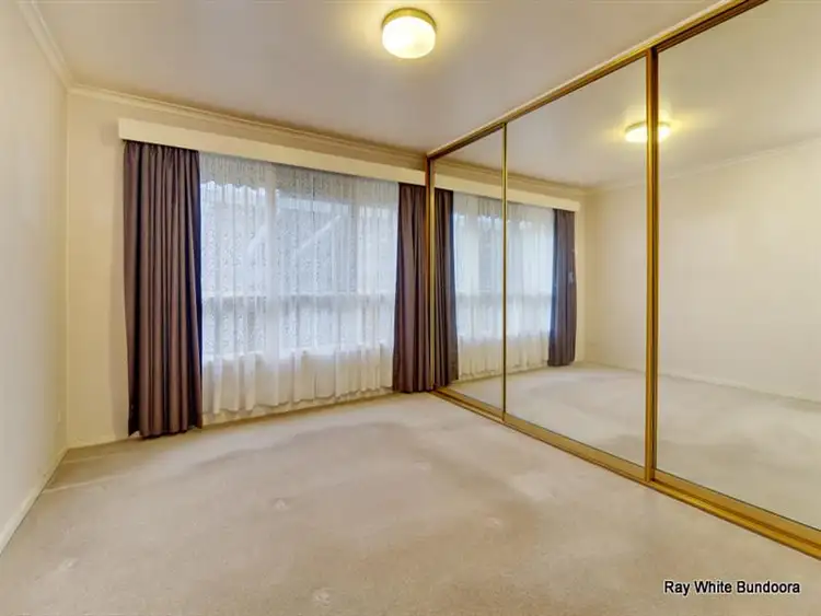 Sixth view of Homely house listing, 8 Madison Ct, Bundoora VIC