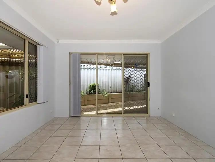 Sixth view of Homely house listing, 1/19 Roseheath Blvd, Kiara WA