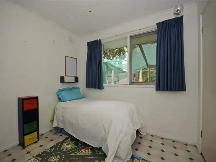 Fifth view of Homely house listing, 32 VISTA Dr, Chirnside Park VIC