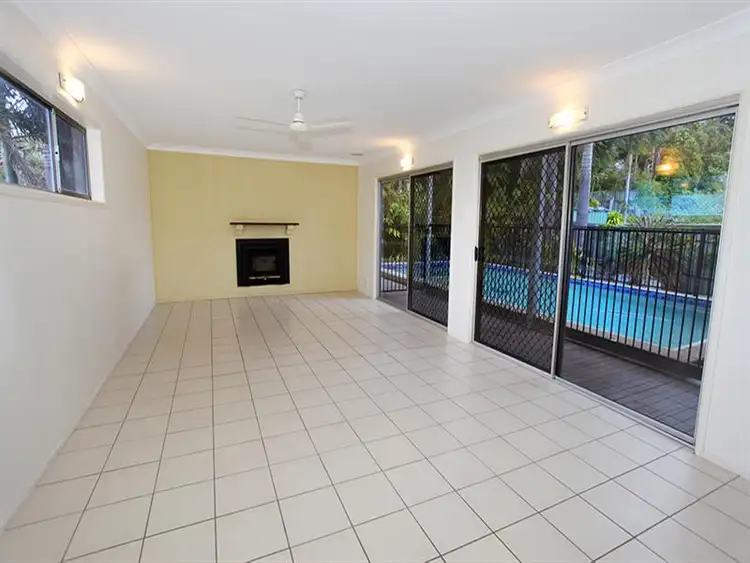 Sixth view of Homely house listing, 32 Oloway Cres, Alexandra Headland QLD