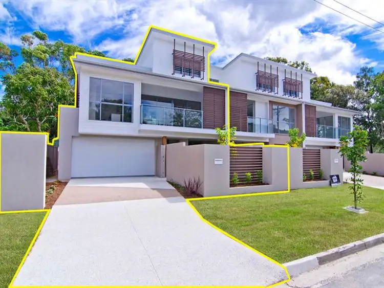 Main view of Homely townhouse listing, 1/25 Brooke Ave, Palm Beach QLD