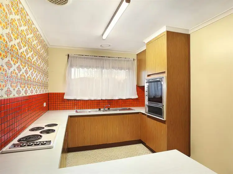 Fourth view of Homely house listing, 2/13 Golf Rd, Oakleigh South VIC
