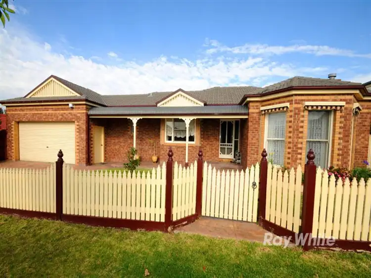 7 Major Cres, Lysterfield VIC