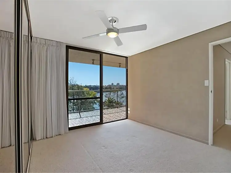 Sixth view of Homely unit listing, 10/72 Sandford St, St Lucia QLD