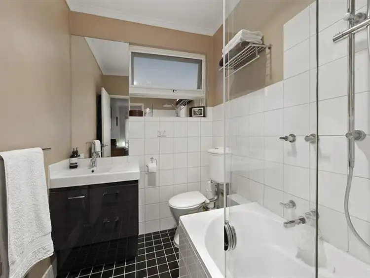 Sixth view of Homely apartment listing, 9/11 Maroona Rd, Carnegie VIC