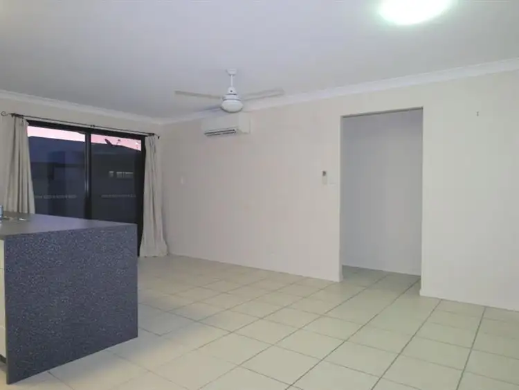 Sixth view of Homely house listing, 44 Mayfair Dr, Emerald QLD