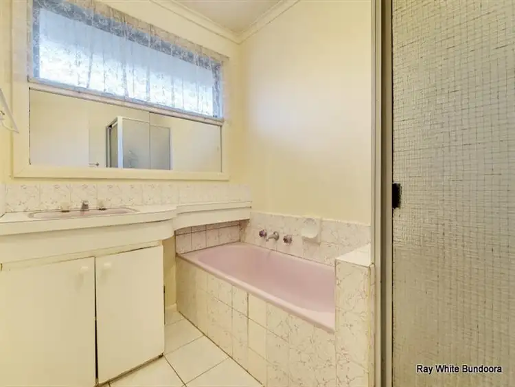 Fourth view of Homely house listing, 2 Oxford Dr, Bundoora VIC