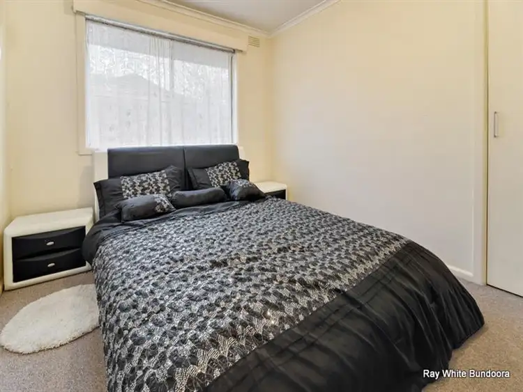 Sixth view of Homely house listing, 2 Oxford Dr, Bundoora VIC