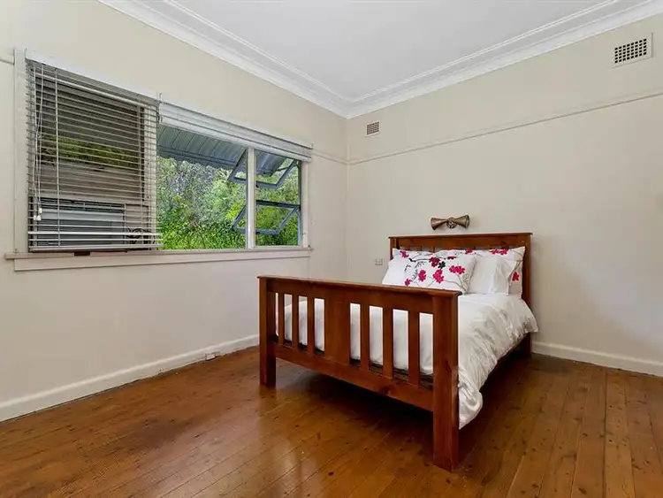Fifth view of Homely house listing, 18 Ferguson St, Forestville NSW