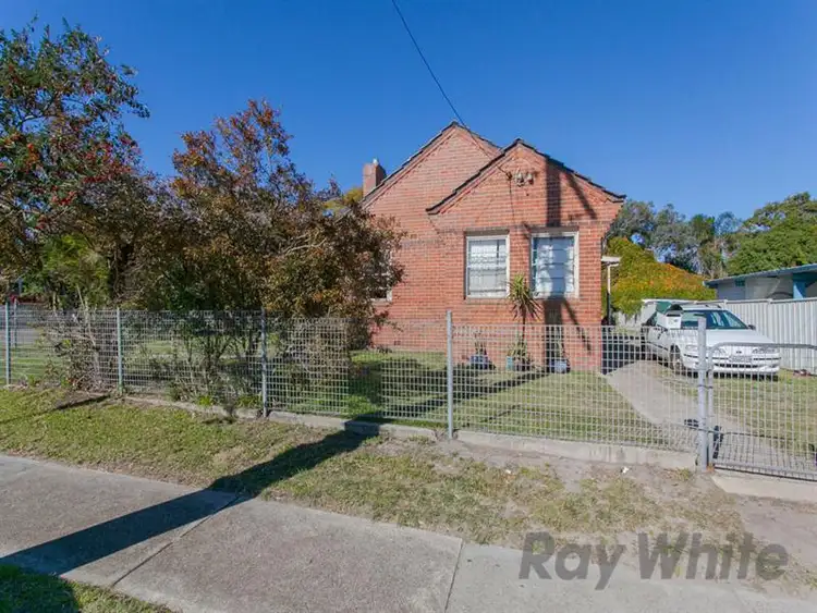 30 Glover St, Belmont NSW