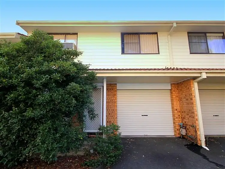 14/221 Old Kent Rd, Greenacre NSW