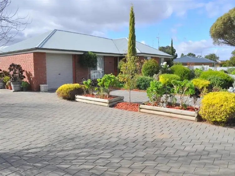 51 Venn  Ave, Bordertown SA