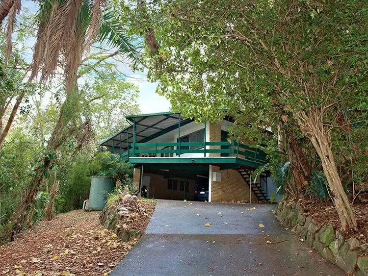 46 Ivy St, Indooroopilly QLD