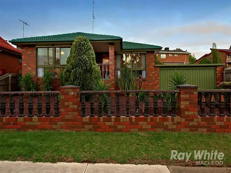 23 Glenmore St, Macleod VIC
