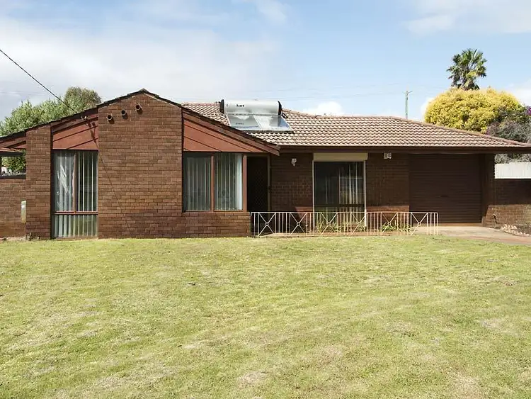 10 Dene Ct, Gosnells WA