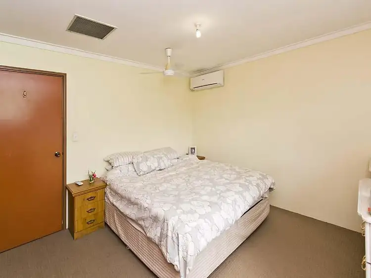 Sixth view of Homely house listing, 10 Dene Ct, Gosnells WA