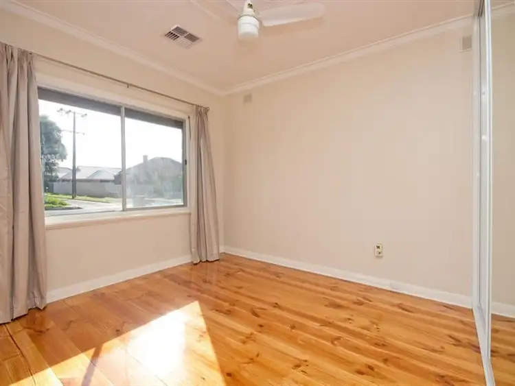 Sixth view of Homely house listing, 10 Richard St, Findon SA