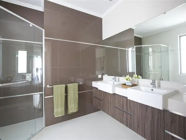 Fifth view of Homely townhouse listing, 4/114 The Esp, Paradise Point QLD