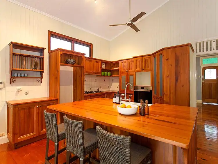 Fifth view of Homely house listing, 10 Bower St, Annerley QLD