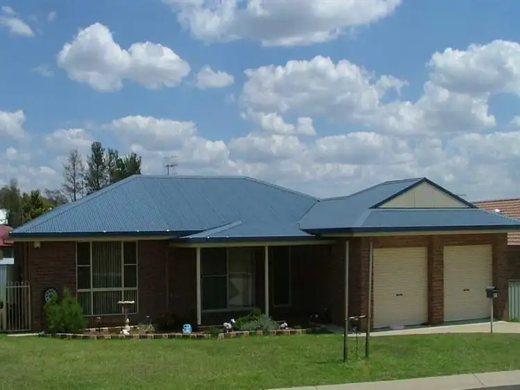 12 David Cres, Armidale NSW