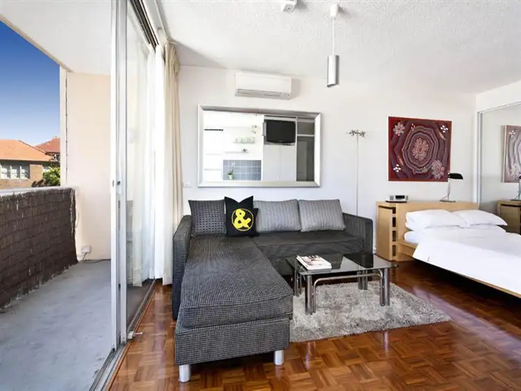 Second view of Homely studio listing, 508/76 Roslyn Gdns, Elizabeth Bay NSW