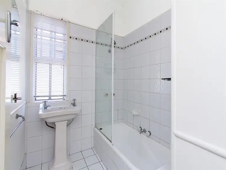 Seventh view of Homely house listing, 19 Walton St, Southport QLD