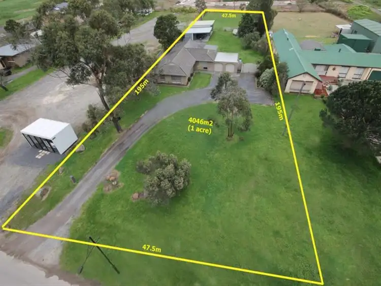 70 Stanley Rd, Keysborough VIC