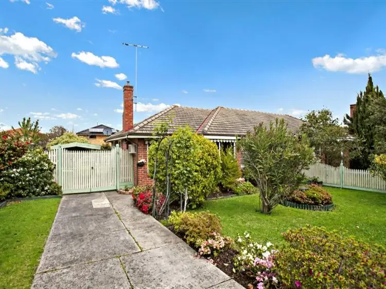 Main view of Homely house listing, 15 James St, Heidelberg Heights VIC