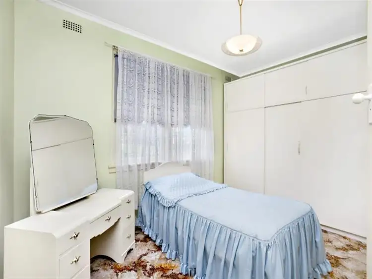 Fourth view of Homely house listing, 15 James St, Heidelberg Heights VIC
