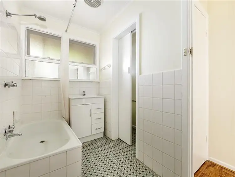 Fifth view of Homely unit listing, 5/15-17 Browns Rd, Clayton VIC