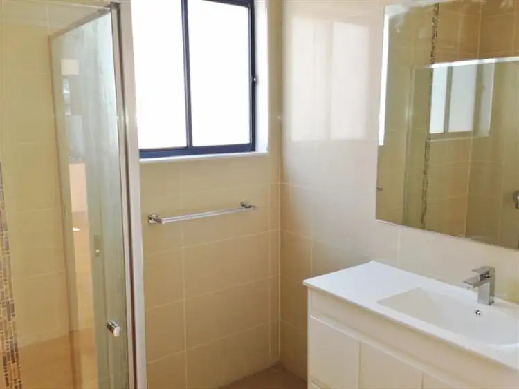 Seventh view of Homely house listing, 1A Orana Cres, Rosebud West VIC