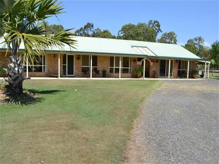 104 Seaview Dr, Booral QLD