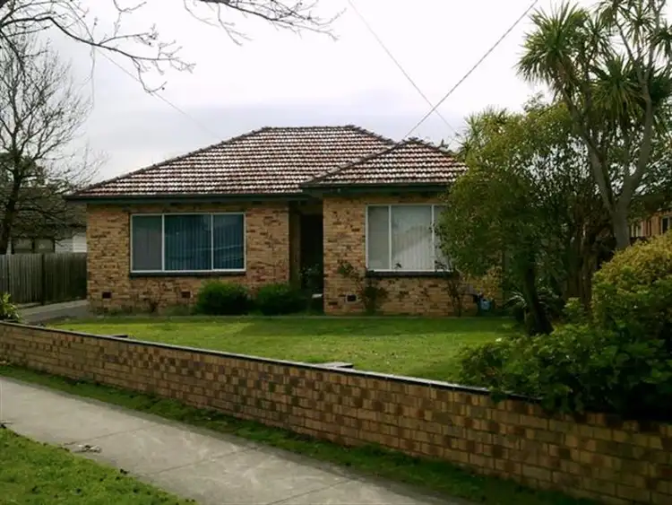 31 Kelvinside Rd, Noble Park VIC