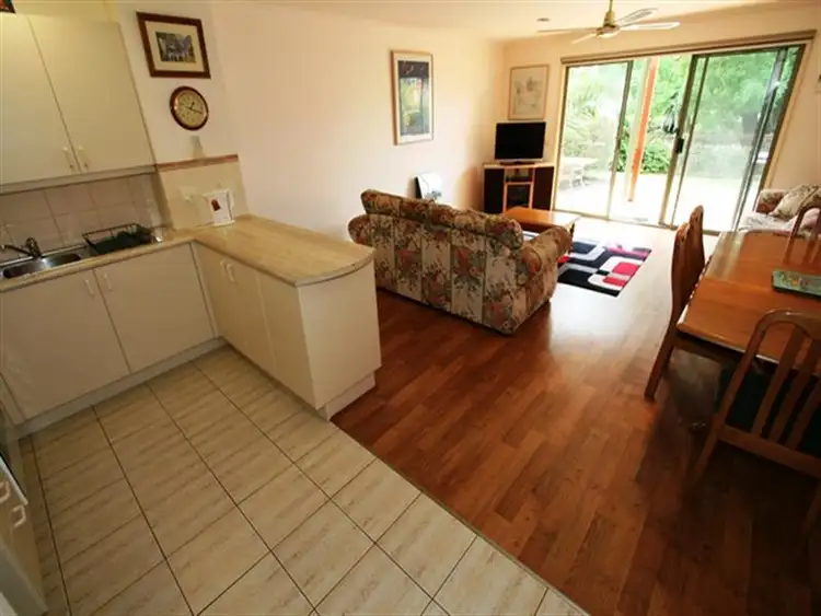 Seventh view of Homely townhouse listing, 8/6 Findlay St, Cowes VIC
