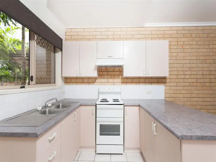 Sixth view of Homely townhouse listing, 10/3 Grantala St, Manoora QLD