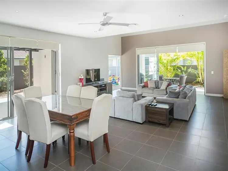 Fifth view of Homely house listing, 8 Ruthenium Ct, Hope Island QLD