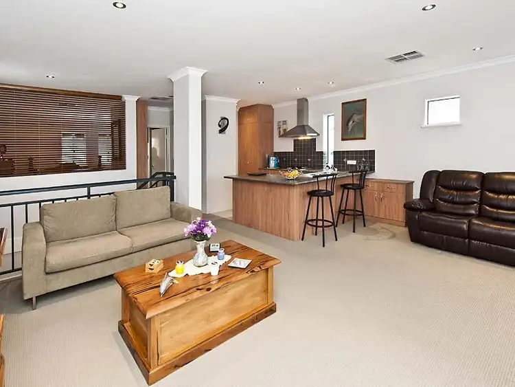 Sixth view of Homely house listing, 4/191 Rockingham Beach Rd, Rockingham WA